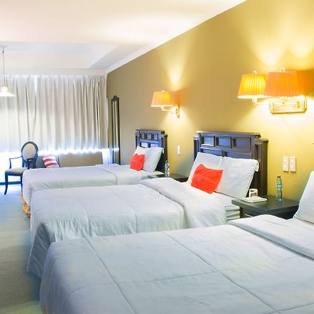 Hotel Ramada Inn San Salvador Ngoại thất bức ảnh