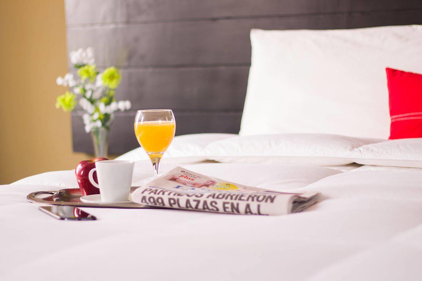 Hotel Ramada Inn San Salvador Ngoại thất bức ảnh